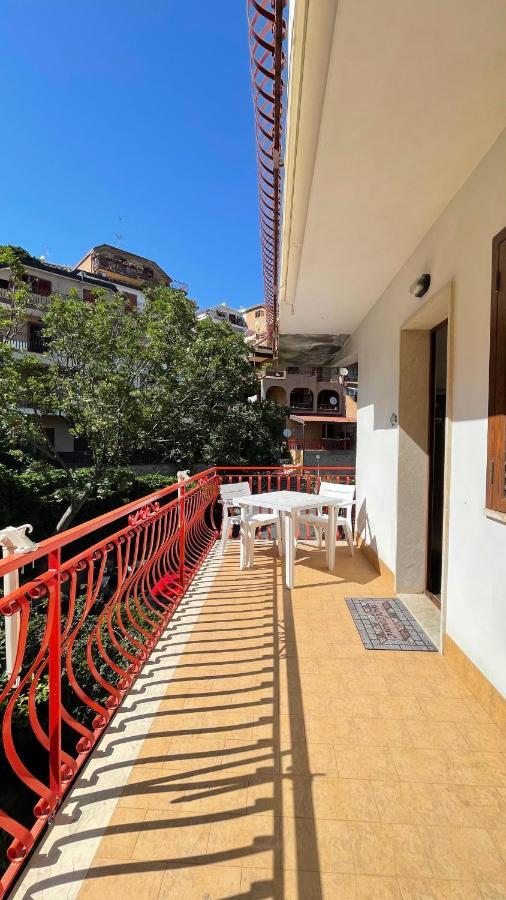 Baia Aurora Letojanni Exterior foto