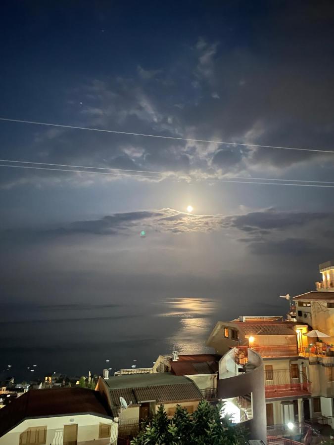 Baia Aurora Letojanni Exterior foto